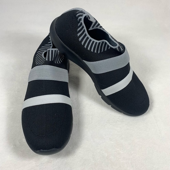 Spenco Women's Size 7W Karma Stretch Floral Sneaker - Picture 12 of 12